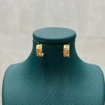 گوشواره طلا 18 عیار چفتی کارتیه زنجیری کد 702